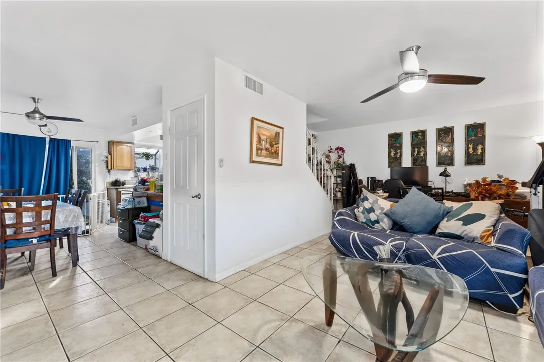 1800 W Gramercy 33, Anaheim, California 92801 home-pic-5