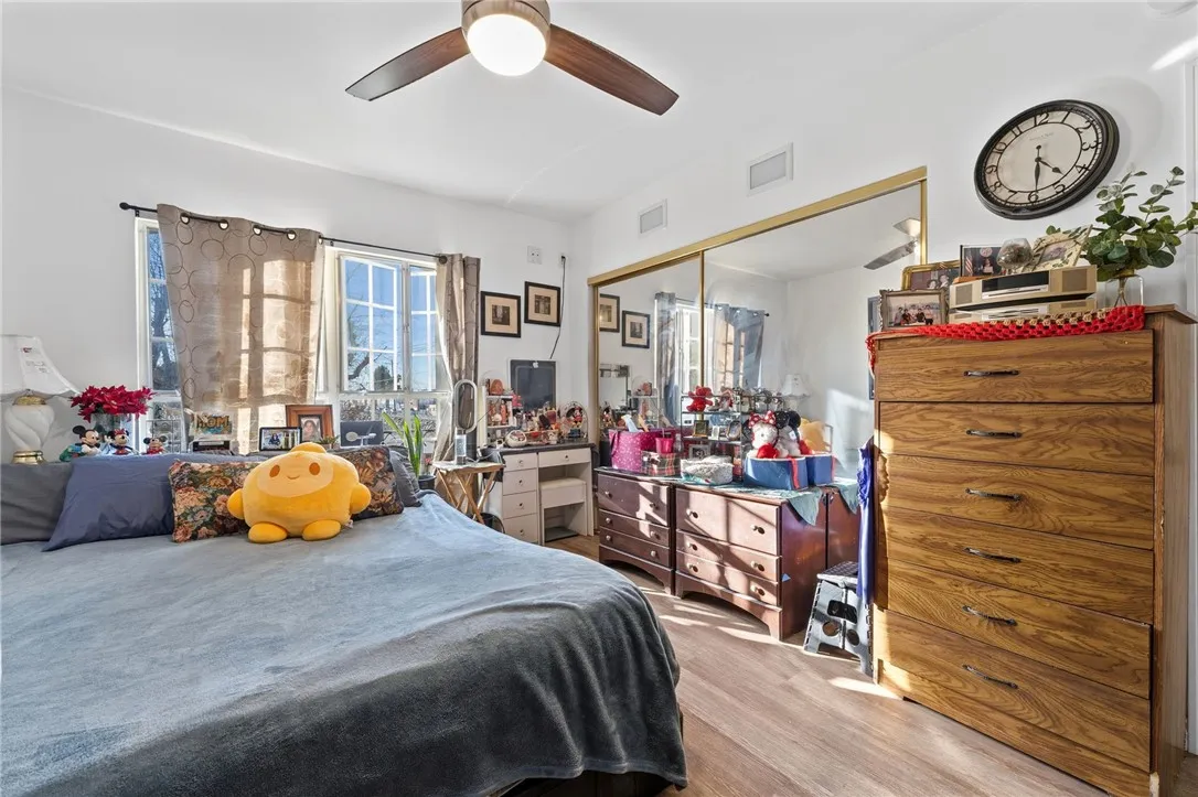 1800 W Gramercy 33, Anaheim, California 92801 home-pic-16
