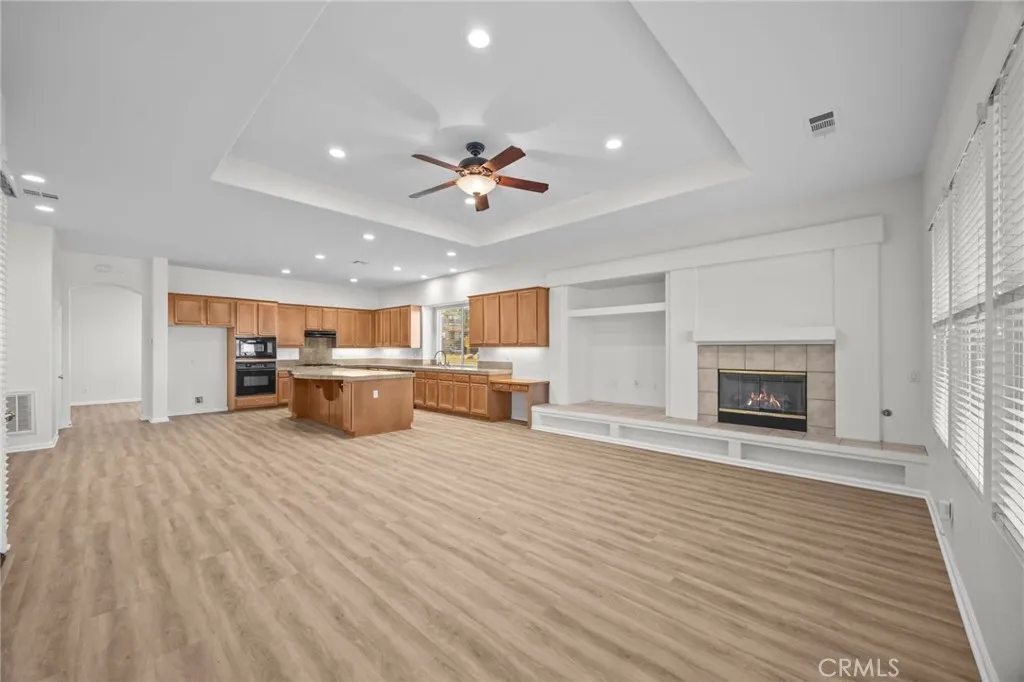 101 Via De La Valle, Lake Elsinore, California 92532 home-pic-15