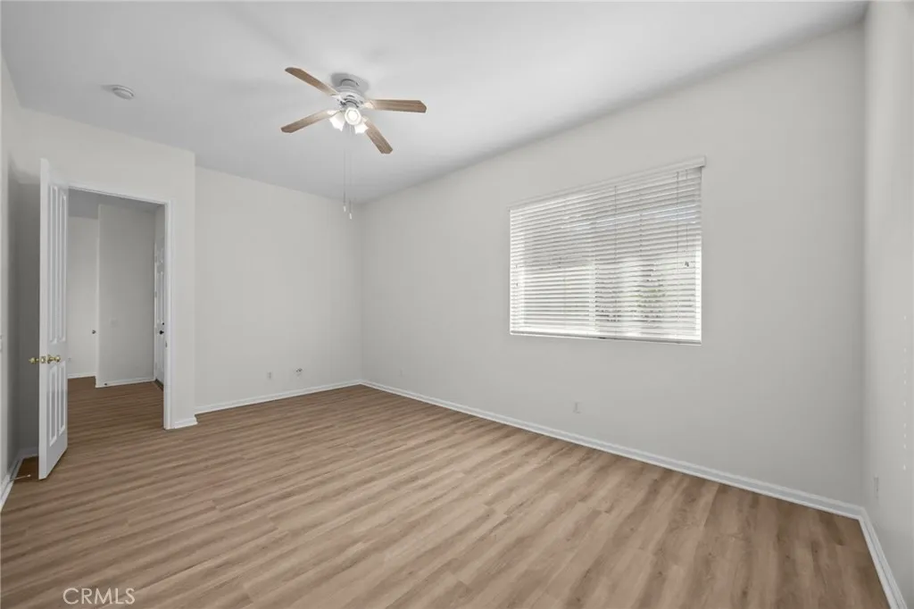 101 Via De La Valle, Lake Elsinore, California 92532 home-pic-17