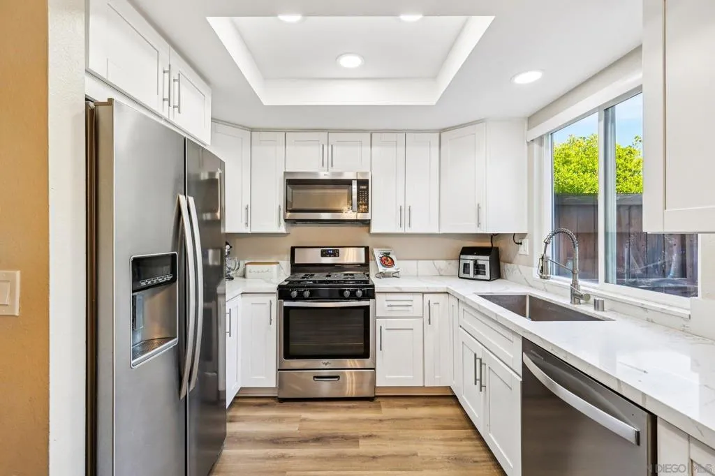 9805 Caminito Cuardo, San Diego, California 92129 home-pic-14