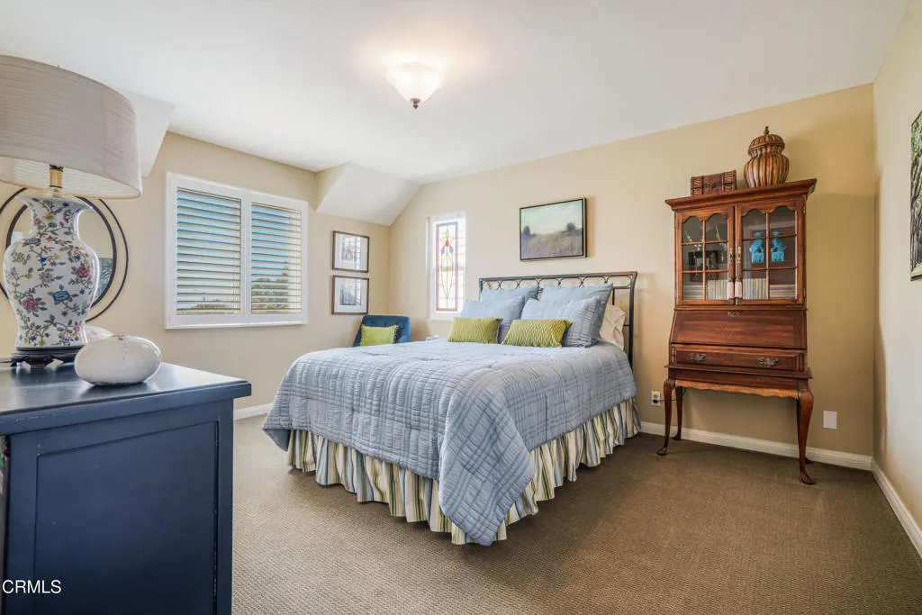 6065 Cielo Vista Court, Camarillo, California 93012 home-pic-34