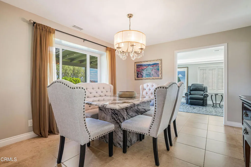 6065 Cielo Vista Court, Camarillo, California 93012 home-pic-22