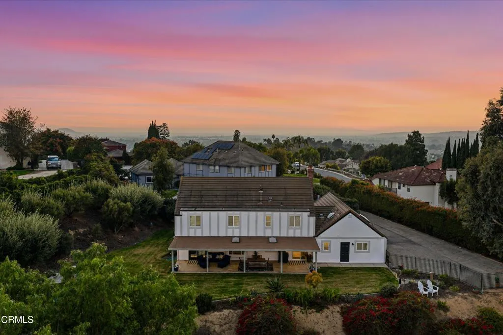6065 Cielo Vista Court, Camarillo, California 93012 home-pic-4