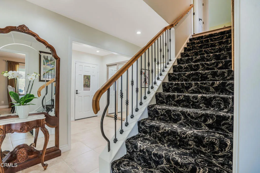 6065 Cielo Vista Court, Camarillo, California 93012 home-pic-28
