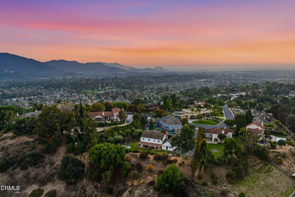 6065 Cielo Vista Court, Camarillo, California 93012 home-pic-7