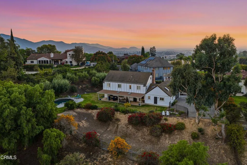 6065 Cielo Vista Court, Camarillo, California 93012 home-pic-8