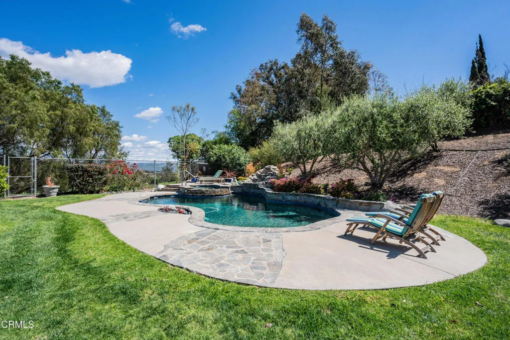 6065 Cielo Vista Court, Camarillo, California 93012 home-pic-44