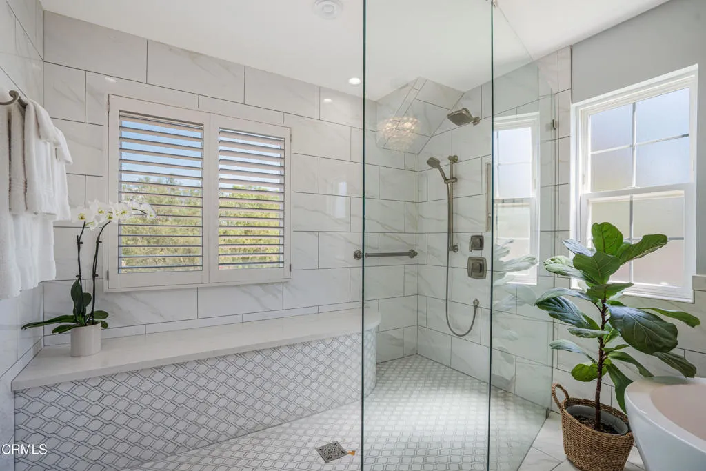 6065 Cielo Vista Court, Camarillo, California 93012 home-pic-33