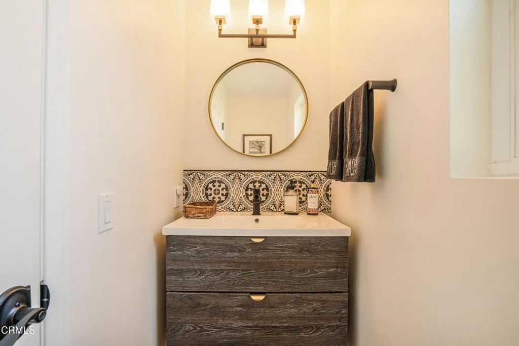 6065 Cielo Vista Court, Camarillo, California 93012 home-pic-41