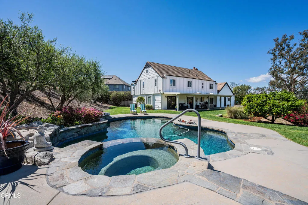 6065 Cielo Vista Court, Camarillo, California 93012 home-pic-65