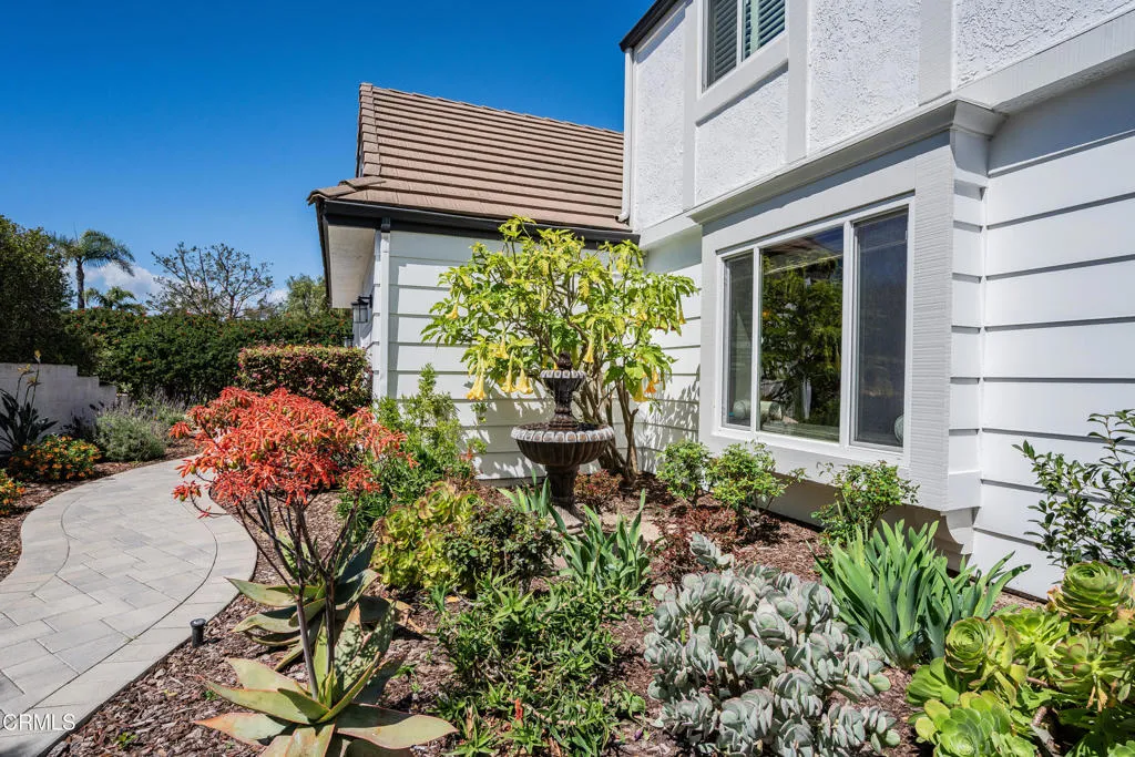 6065 Cielo Vista Court, Camarillo, California 93012 home-pic-68