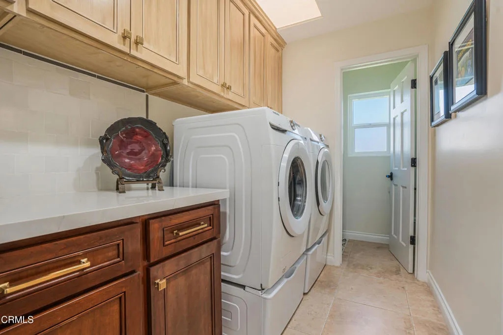 6065 Cielo Vista Court, Camarillo, California 93012 home-pic-40