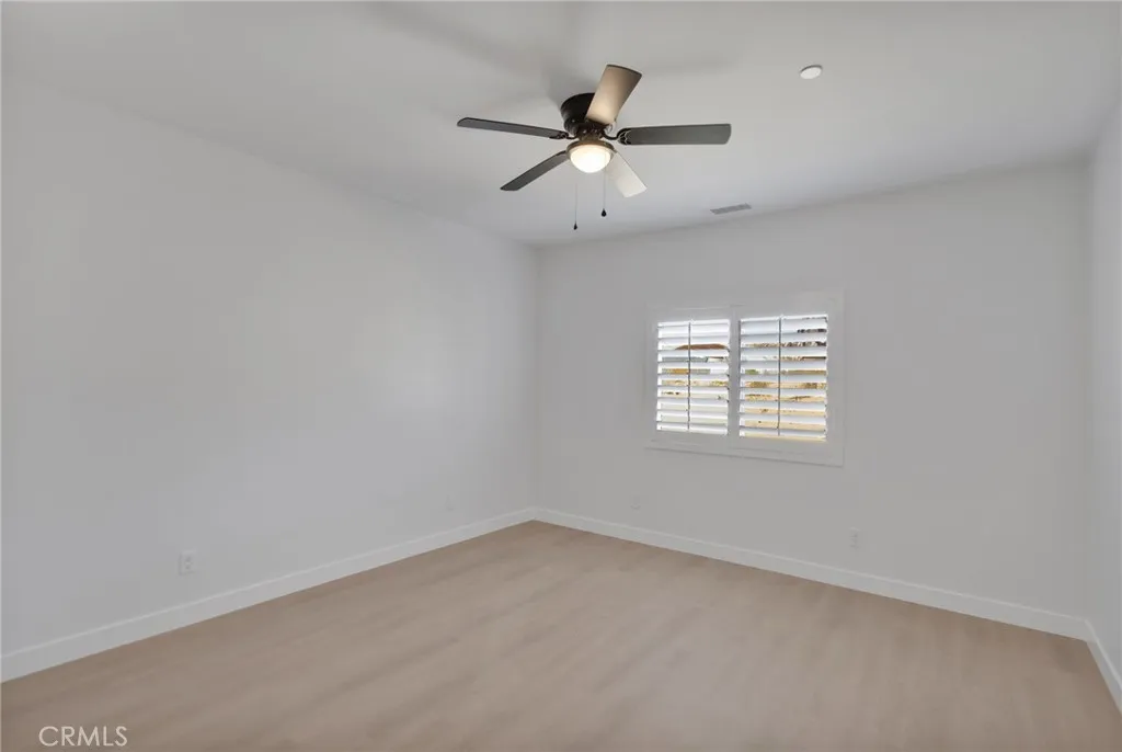 15561 Desert Star, Apple Valley, California 92307 home-pic-12