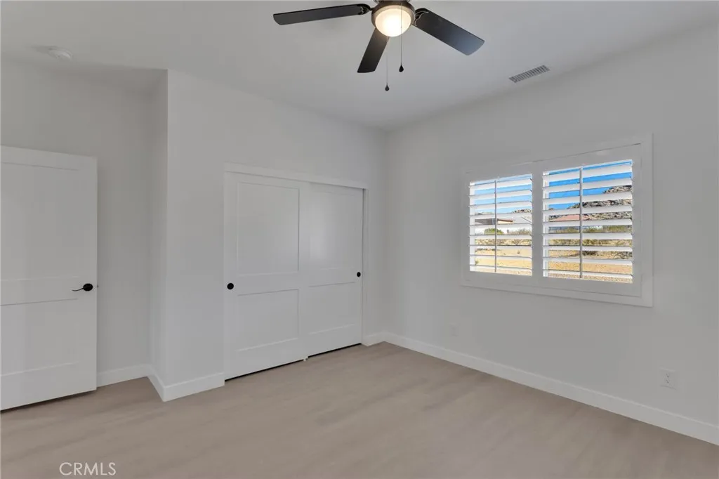 15561 Desert Star, Apple Valley, California 92307 home-pic-16