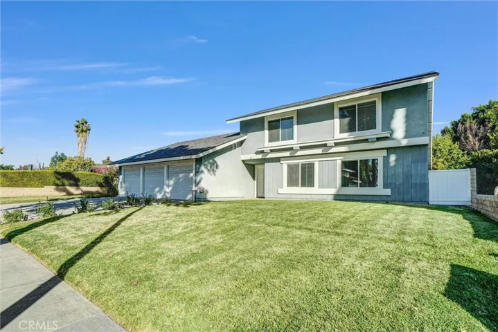 2000 Camino Centroloma, Fullerton, California 92833
