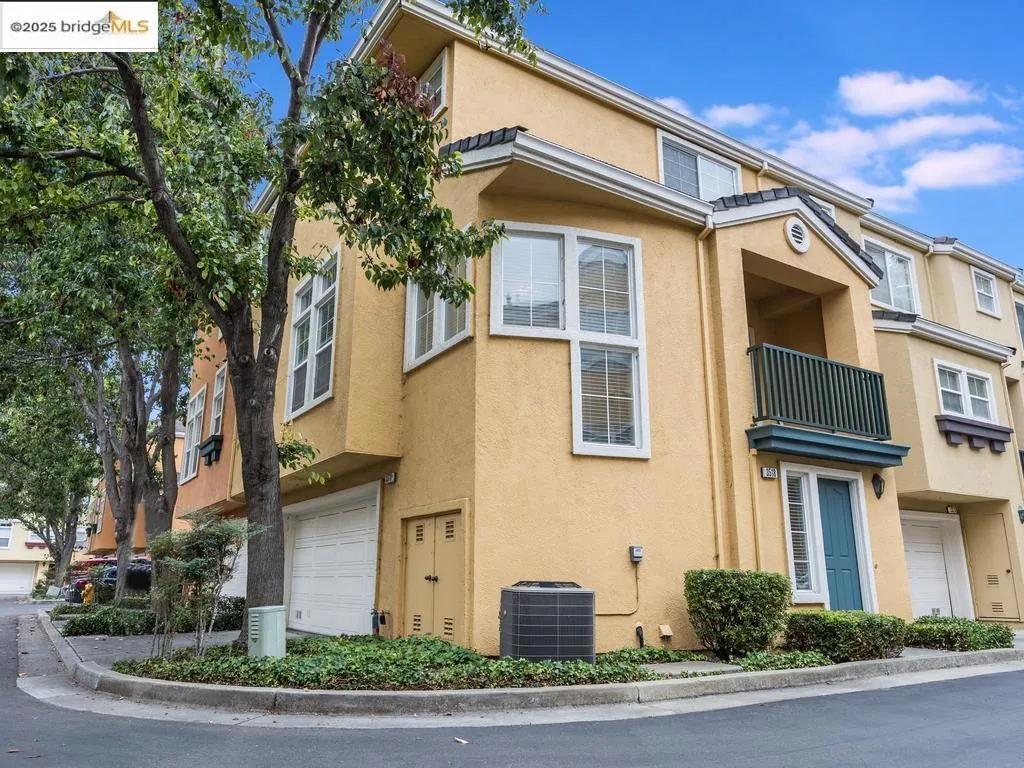 3518 Madison Cmn, Fremont, California 94538 home-pic-1