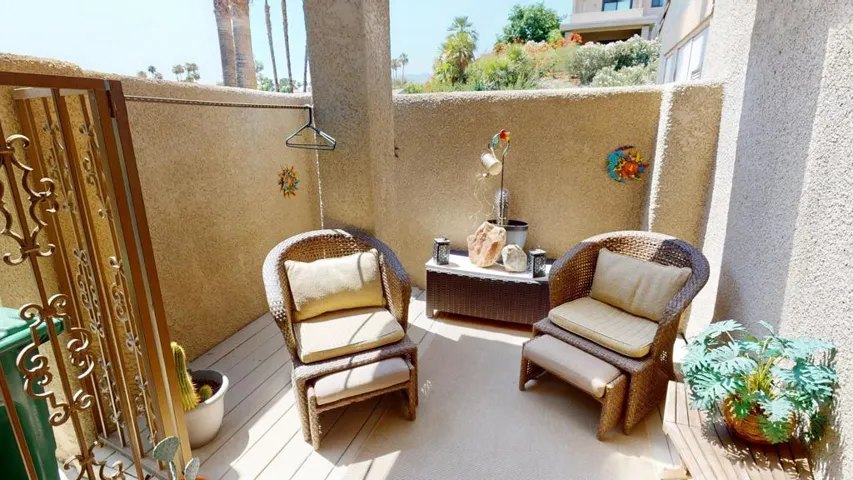 72350-Rim- Primary Bdrm Patio