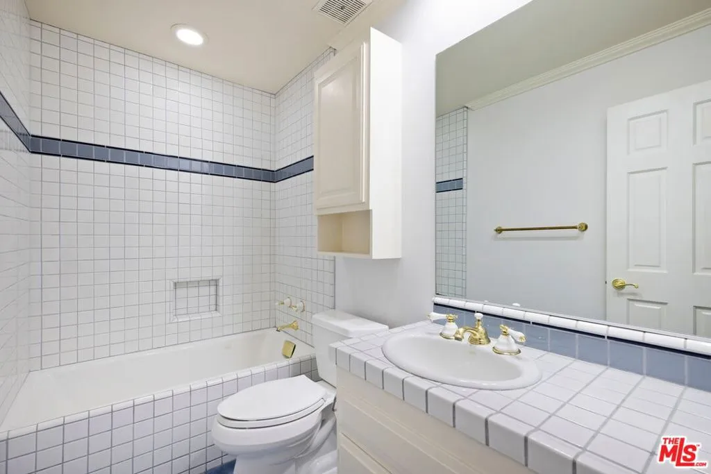 28049 Lobrook Drive, Rancho Palos Verdes, California 90275 home-pic-13