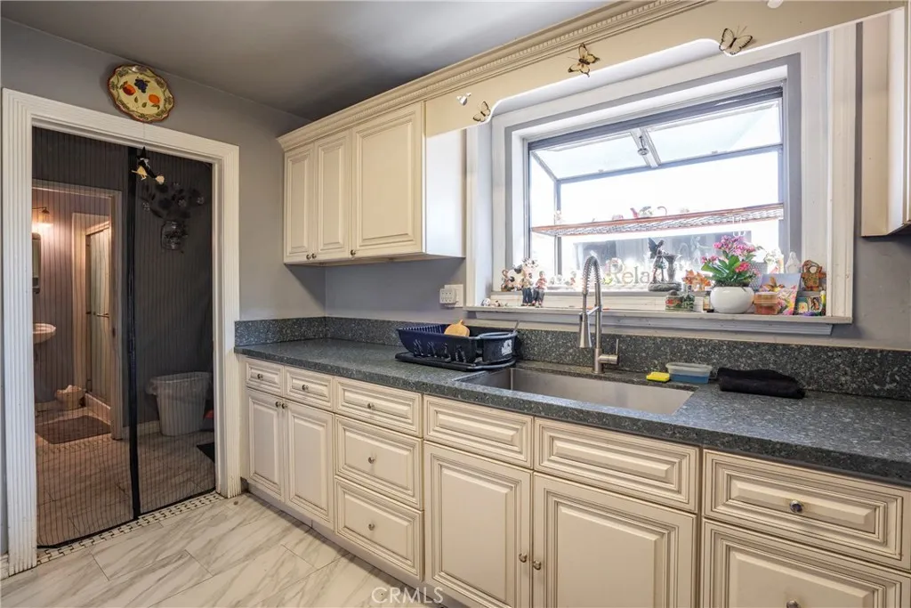 4524 Landis, Baldwin Park, California 91706 home-pic-8