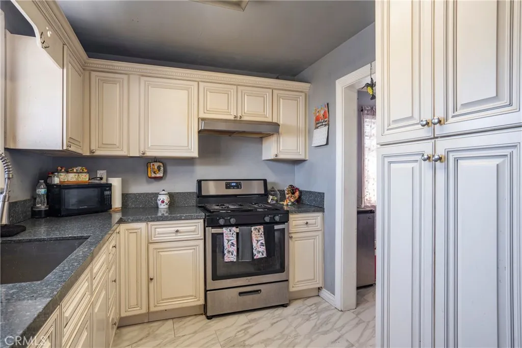 4524 Landis, Baldwin Park, California 91706 home-pic-7