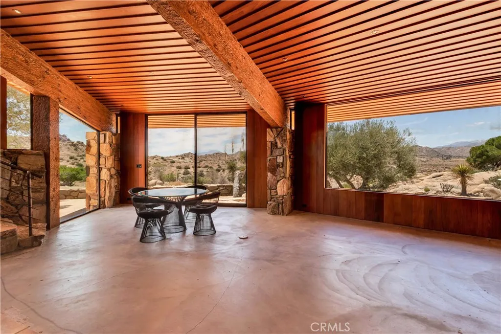55290 Flying Tigers Road, Pioneertown, California 92268 home-pic-56