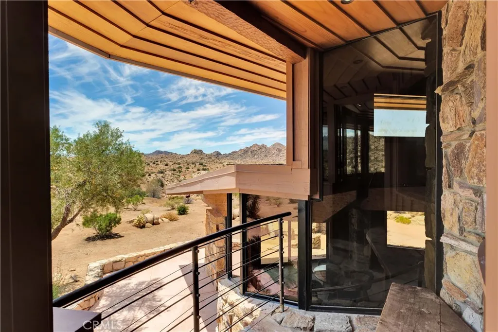 55290 Flying Tigers Road, Pioneertown, California 92268 home-pic-70