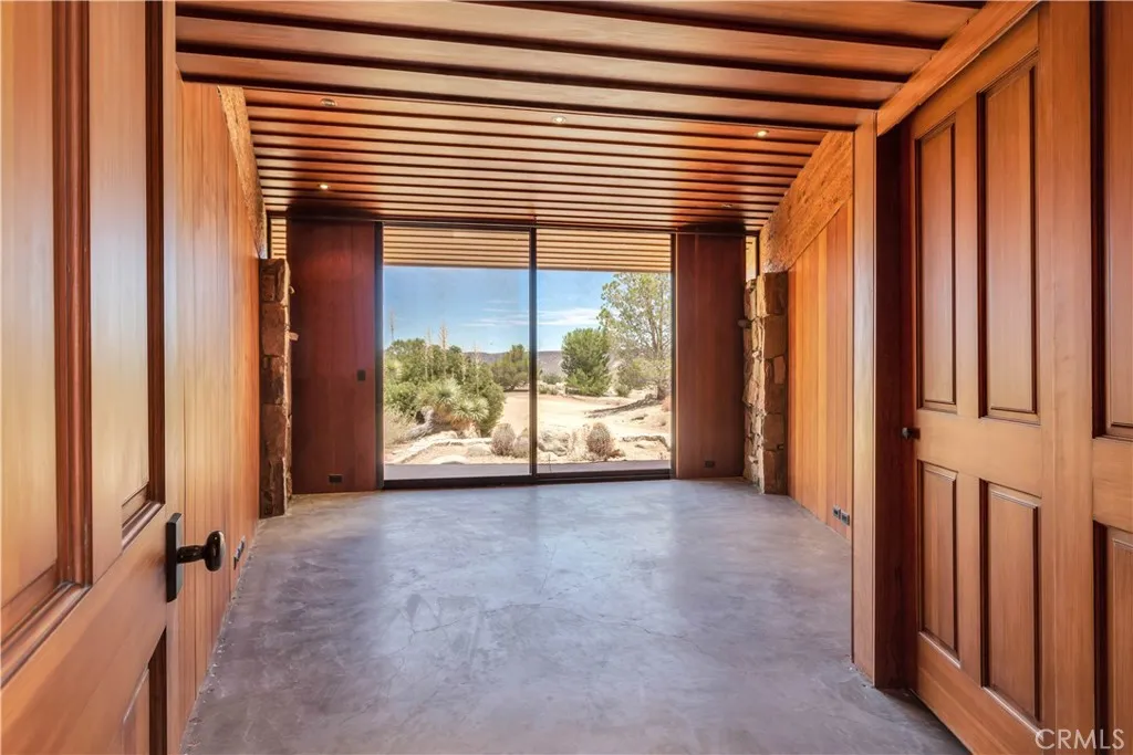 55290 Flying Tigers Road, Pioneertown, California 92268 home-pic-41