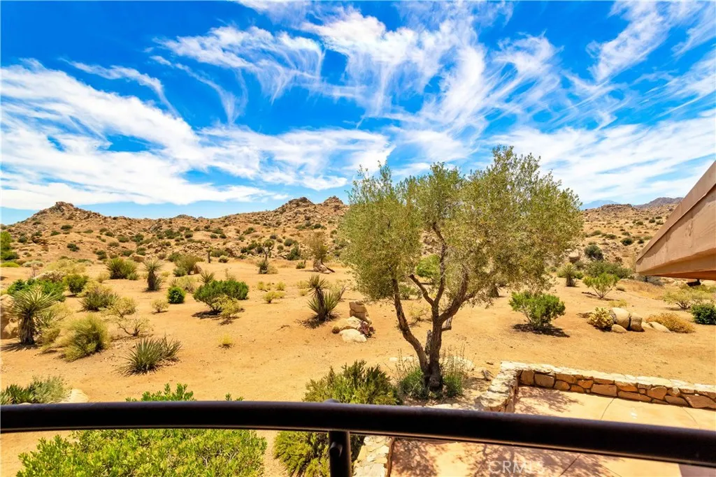 55290 Flying Tigers Road, Pioneertown, California 92268 home-pic-71