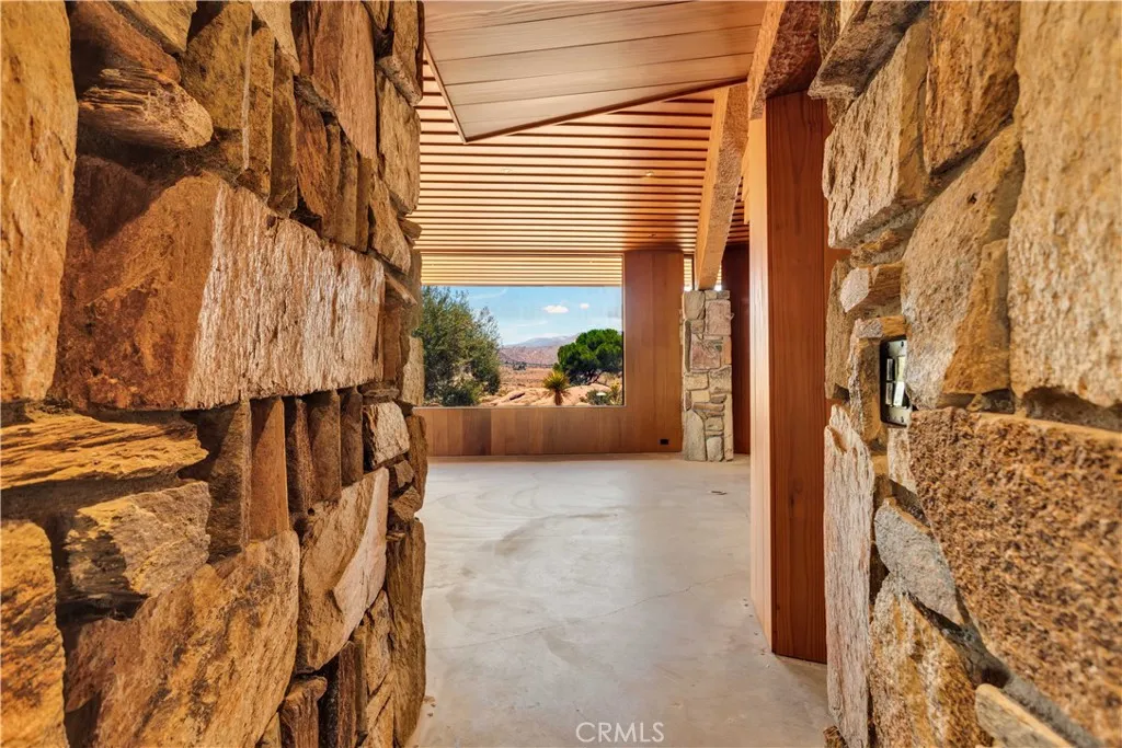 55290 Flying Tigers Road, Pioneertown, California 92268 home-pic-60