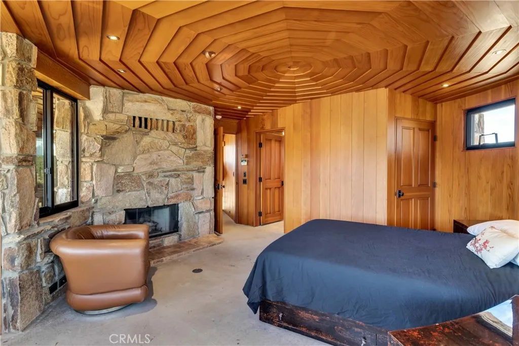 55290 Flying Tigers Road, Pioneertown, California 92268 home-pic-69