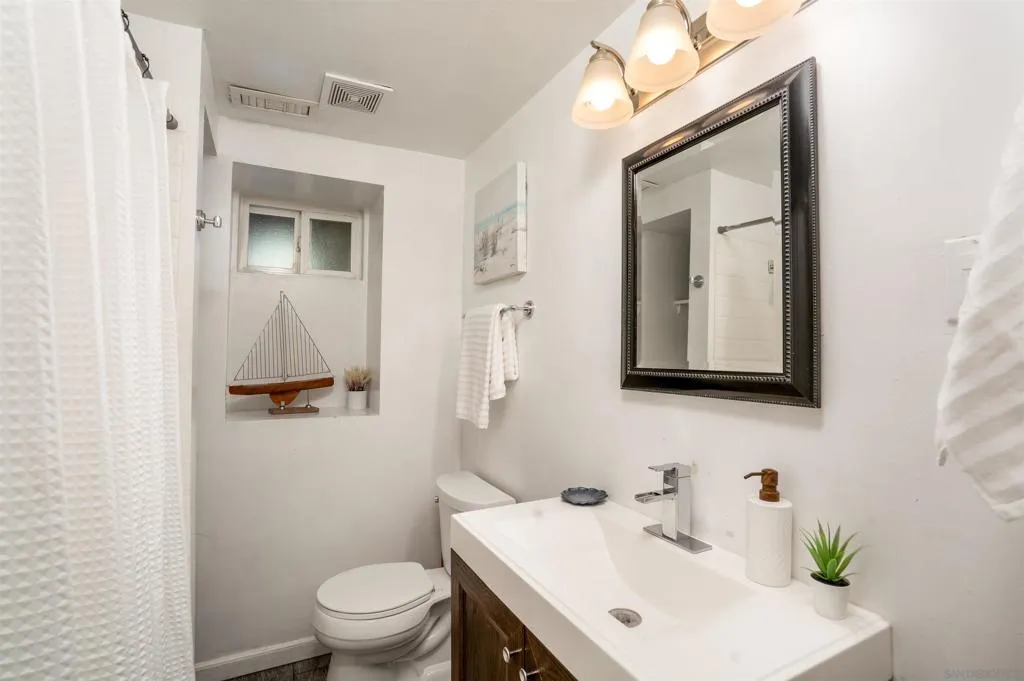 738 E E 5th Ave 230-282-13-00, Escondido, California 92025 home-pic-16