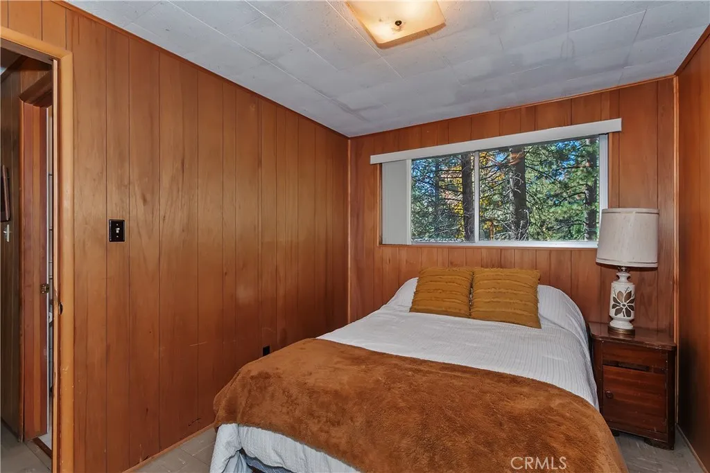 33401 Wild Rose, Green Valley Lake, California 92341 home-pic-16