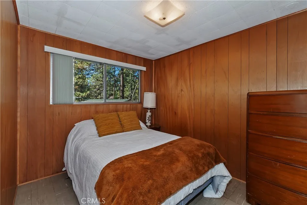 33401 Wild Rose, Green Valley Lake, California 92341 home-pic-14