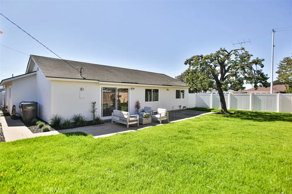 6401 Royal Oak, Huntington Beach, California 92647 home-pic-8