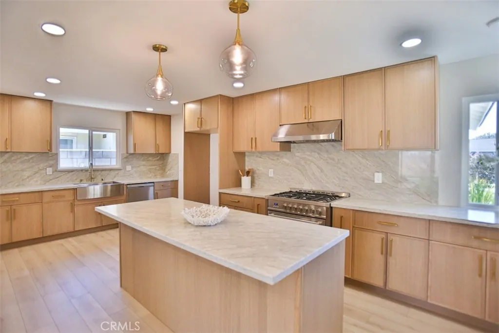 6401 Royal Oak, Huntington Beach, California 92647 home-pic-20