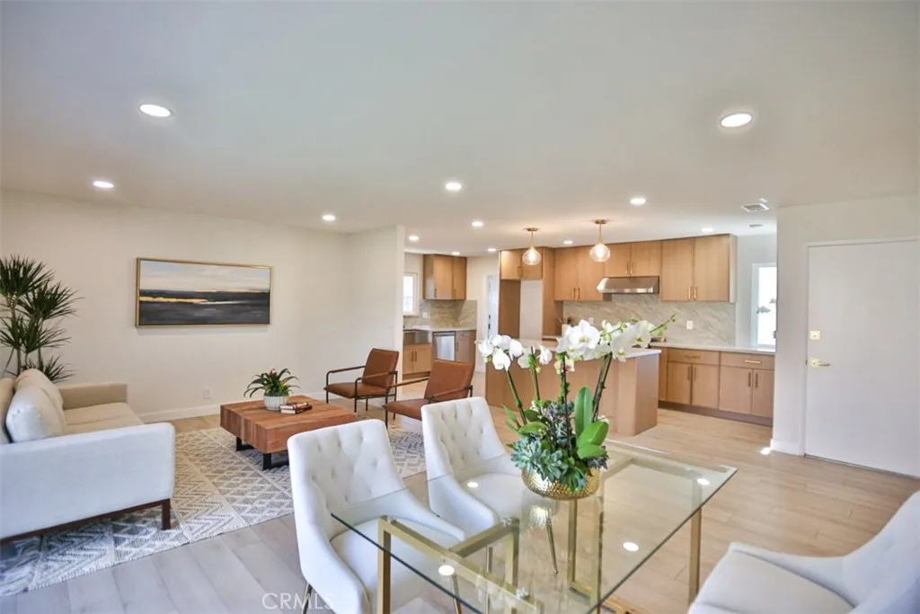 6401 Royal Oak, Huntington Beach, California 92647 home-pic-15