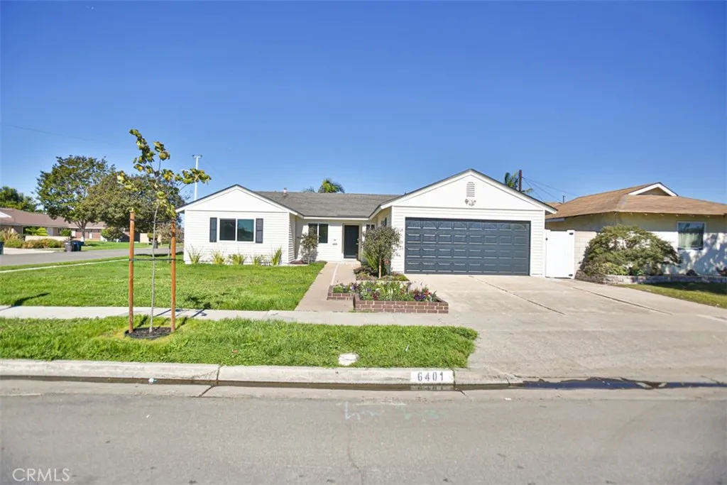 6401 Royal Oak, Huntington Beach, California 92647 home-pic-1