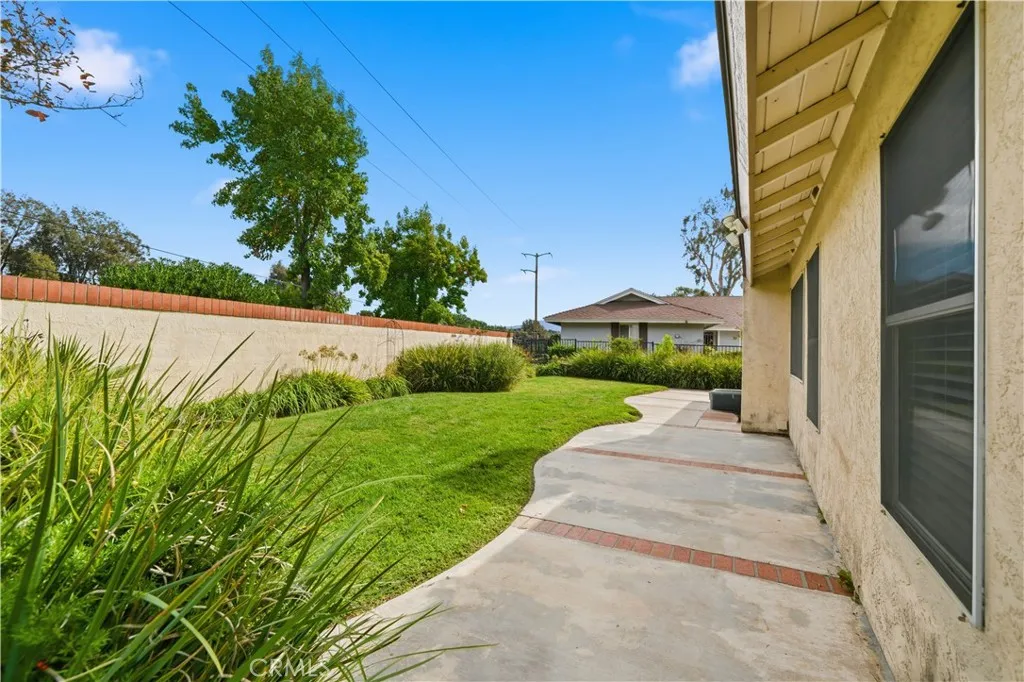 43027 Argo Ct, Temecula, California 92592 home-pic-24