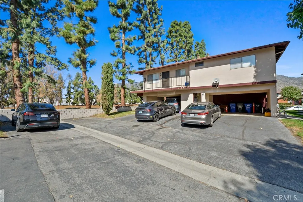 1190 W Calle Del Sol 4, Azusa, California 91702 home-pic-1