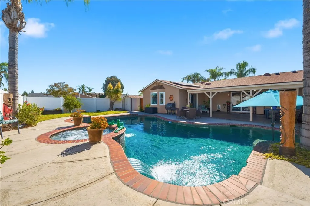 26110 Lazy Creek Road, Menifee, California 92586 home-pic-14