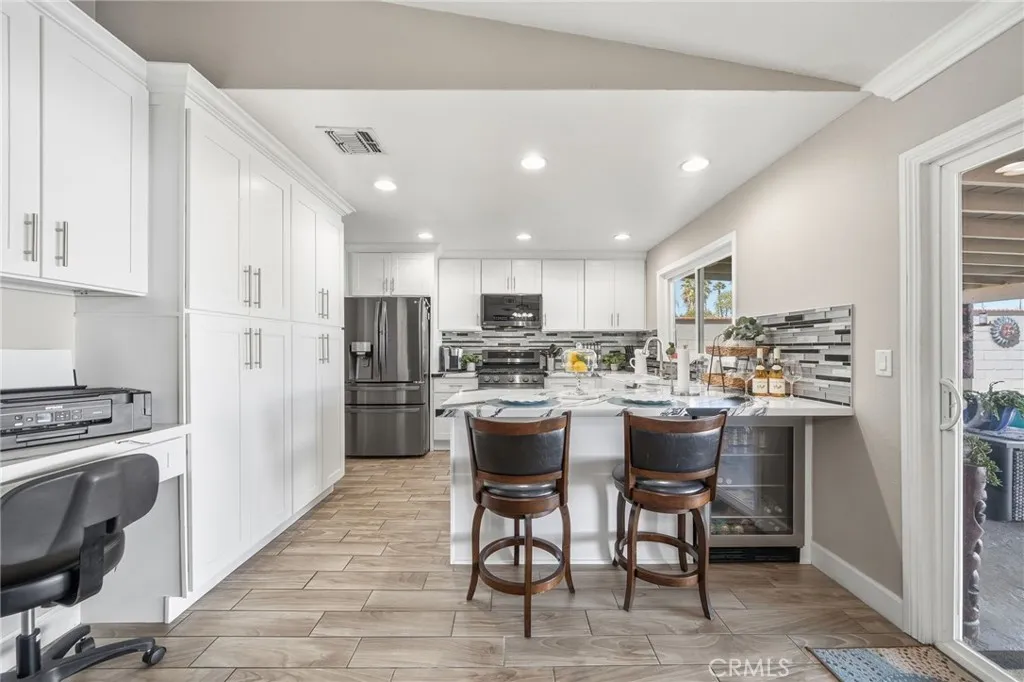 26110 Lazy Creek Road, Menifee, California 92586 home-pic-34
