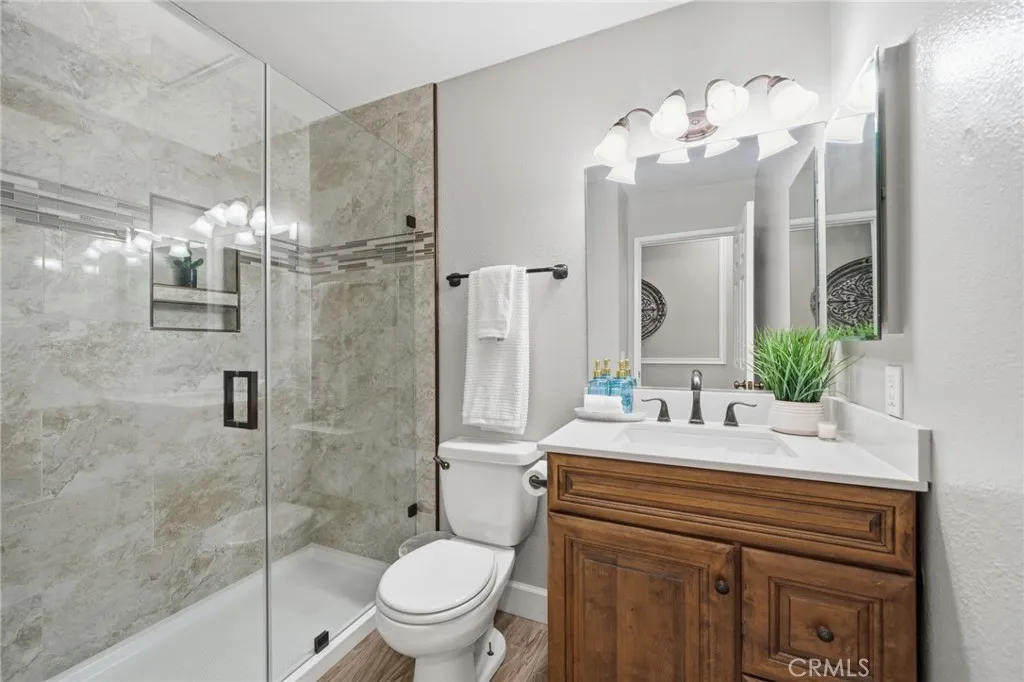 26110 Lazy Creek Road, Menifee, California 92586 home-pic-19