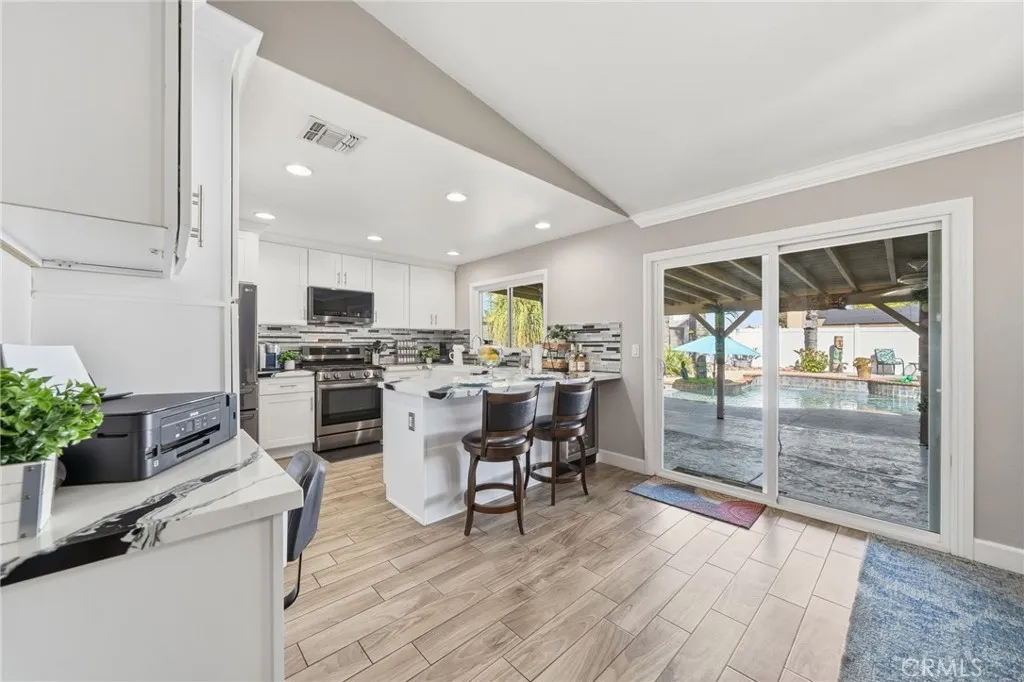 26110 Lazy Creek Road, Menifee, California 92586 home-pic-31