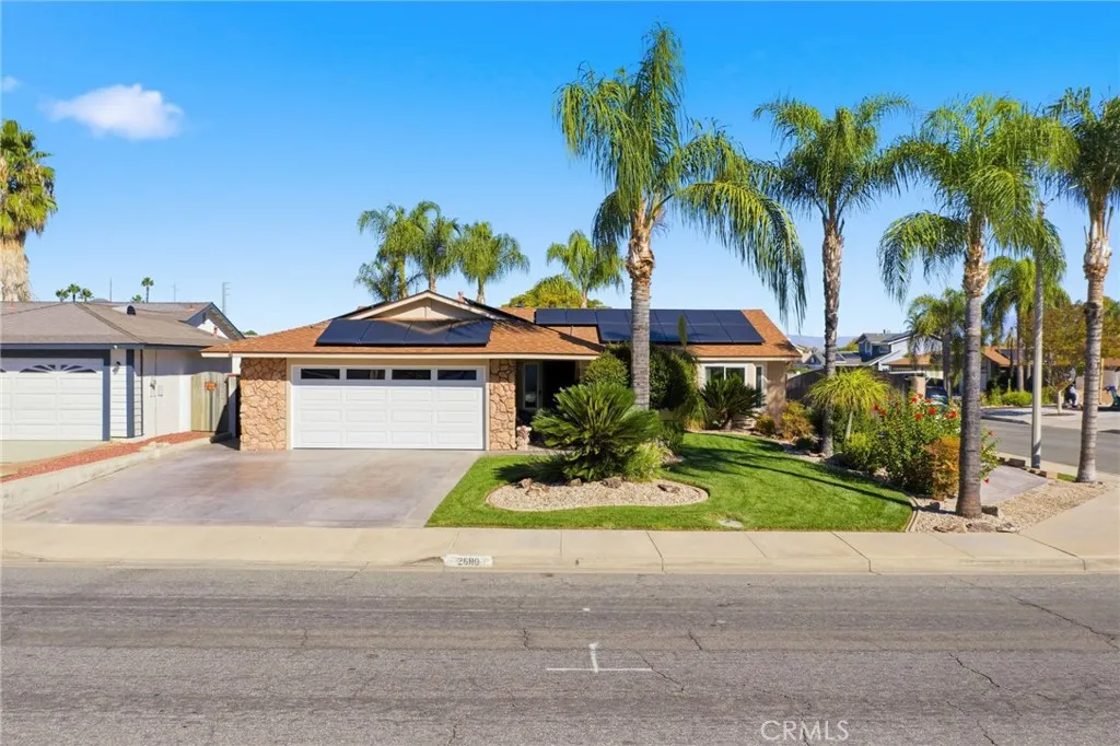 26110 Lazy Creek Road, Menifee, California 92586 home-pic-0