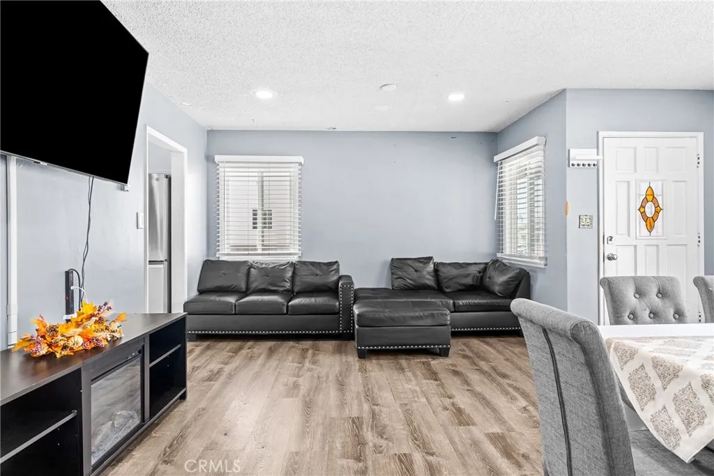 12822 Hensel, Baldwin Park, California 91706 home-pic-3