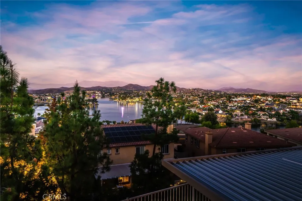 59 Plaza Avila, Lake Elsinore, California 92532 home-pic-32