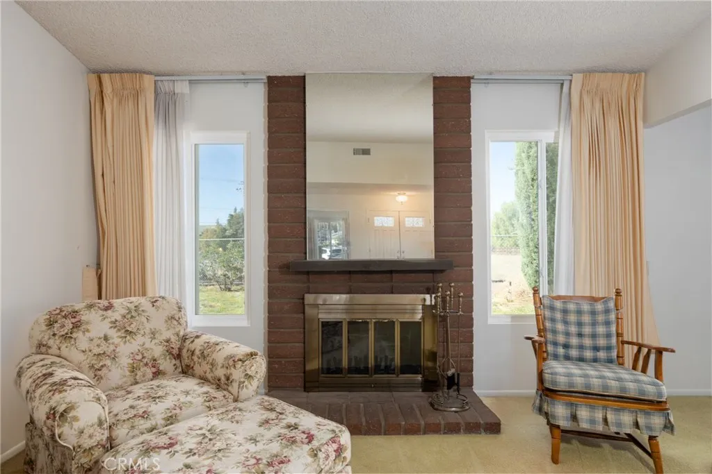 365 Midori Lane, Calimesa, California 92320 home-pic-5