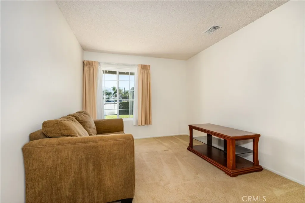 365 Midori Lane, Calimesa, California 92320 home-pic-14