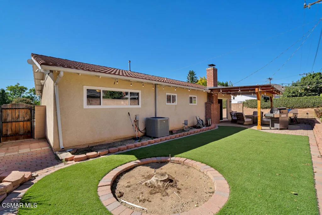 2224 Alscot Avenue, Simi Valley, California 93063 home-pic-21